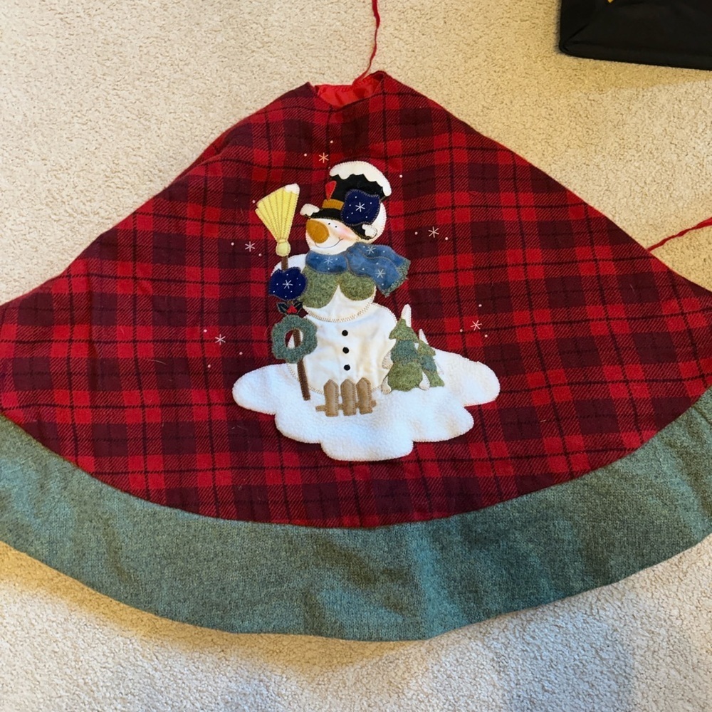 Red Plaid Snowman Tree Skirt